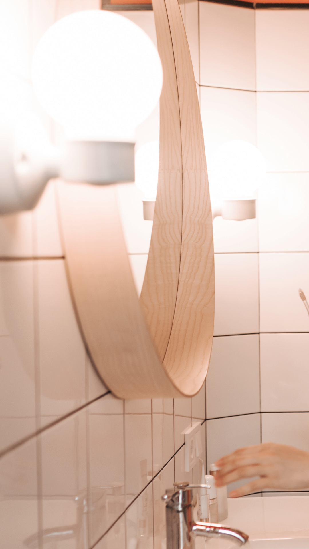 bathroom lighting tips